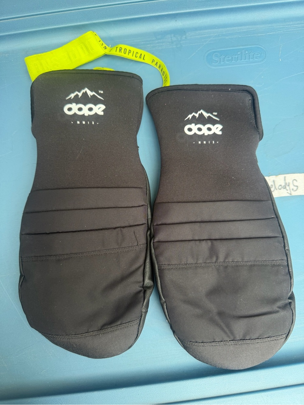 Dope Men’s Black Insulated Mittens - Warm Winter Gloves size large